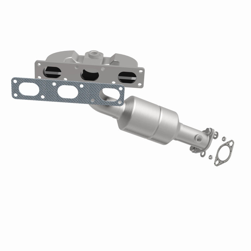 MagnaFlow Direct Fit Catalytic Converter BMW 5 04-05 Rear Mani