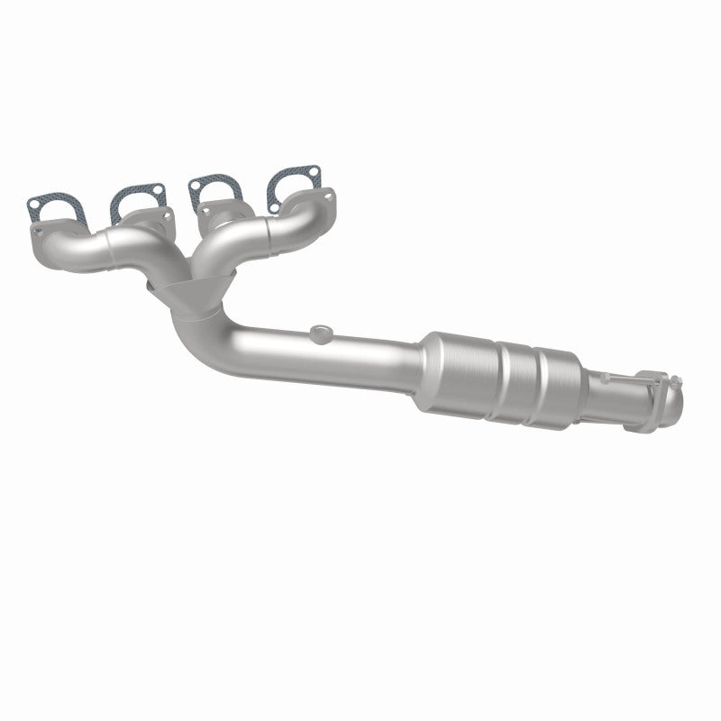 MagnaFlow Direct Fit Catalytic Converter 02-03 BMW 745i 4.4L D/S