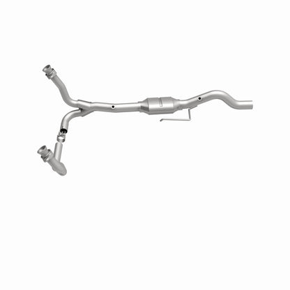 MagnaFlow Direct Fit Catalytic Converter 00-03 Durango 4WD OEM