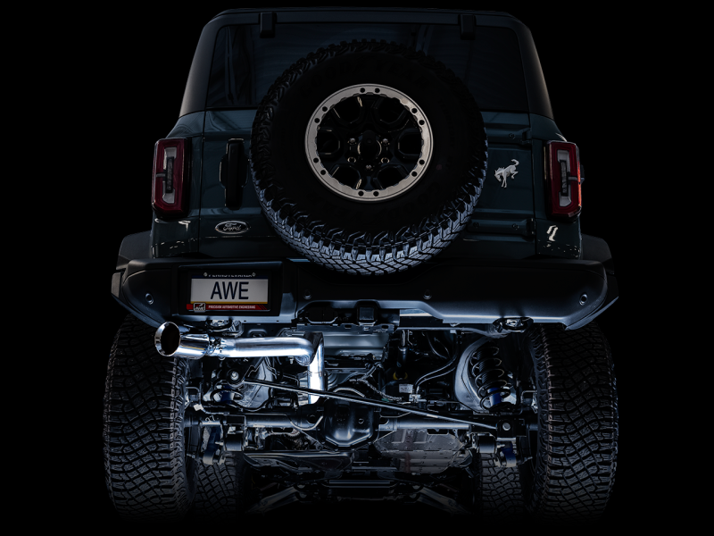 AWE Tuning 2021+ Ford Bronco 0FG Escape de saída traseira simples com ponta cromada e protetor basculante