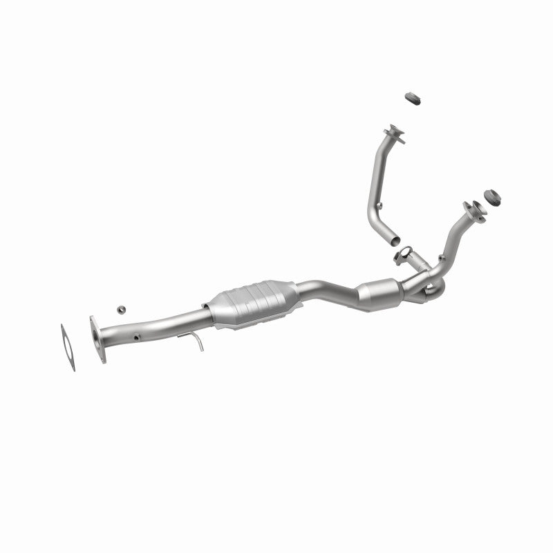 MagnaFlow Direct Fit Catalytic Converter 01-05 Chevy Blazer 4.3L 2WD