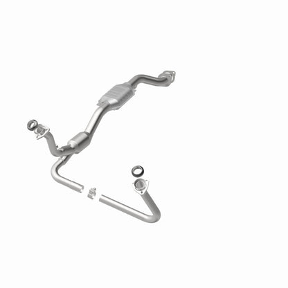 MagnaFlow Direct Fit Catalytic Converter 01-05 Chevy Blazer 4.3L 4WD
