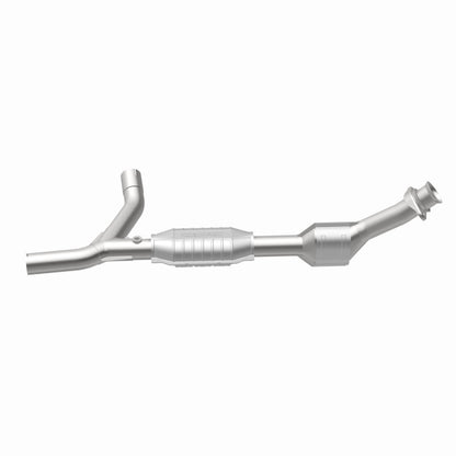 MagnaFlow Direct Fit Catalytic Converter 00-03 Ford Van 4.2L OEM