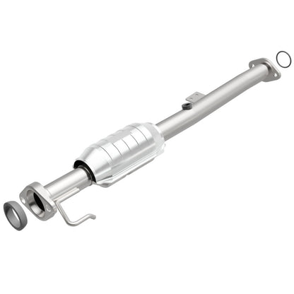 MagnaFlow Direct Fit Catalytic Converter 2000 Chevy Tracker 1.6L