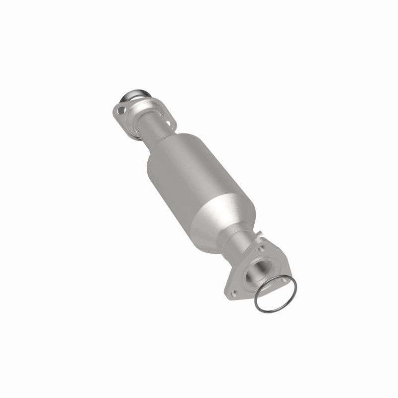 MagnaFlow Direct Fit Catalytic Converter 97-01 Honda CR-V 2.0L