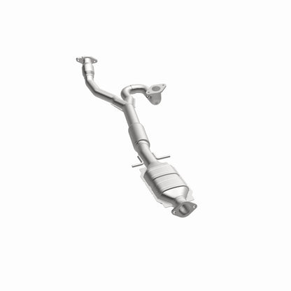MagnaFlow Direct Fit Catalytic Converter 10-14 LaCrosse 3.0/3.6L