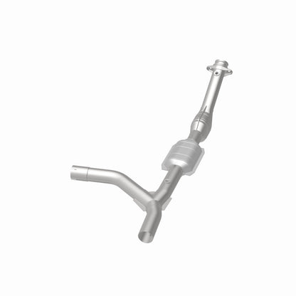 MagnaFlow Direct Fit Catalytic Converter 00-04 Ford E150 4.6L P/S