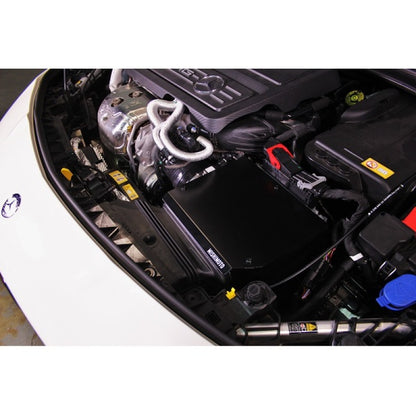 Mishimoto 14+ Mercedes-Benz Performance Race Intake Kit - Preto