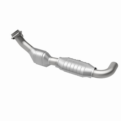 MagnaFlow Direct Fit Catalytic Converter 00-01 Ford F-150 4.6L 2wd