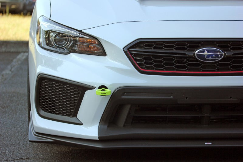 Perrin 18-21 WRX/STI / 13-20 BRZ / 17-20 Toyota 86 Kit de gancho de remolque delantero - amarillo neón