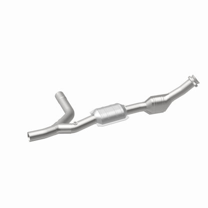 MagnaFlow Direct Fit Catalytic Converter 97-00 Ford Vans 4.2L