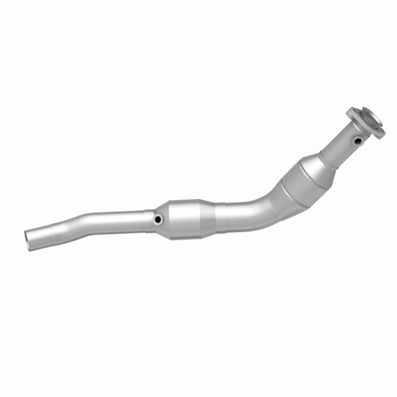 MagnaFlow Direct Fit Catalytic Converter 05-08 LR3/RR Sport Driver Side