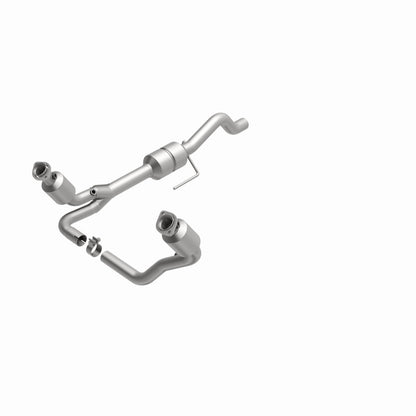MagnaFlow Direct Fit Catalytic Converter 00-03 Durango 4WD 4.7L