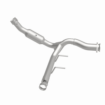 MagnaFlow Right Side Direct Fit Catalytic Converter 15-17 Ford F-150 5.0L