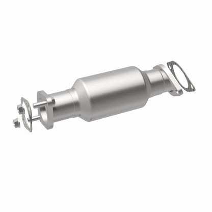 MagnaFlow Direct Fit Catalytic Converter 2011 Kia Sorento 3.5 Underbody