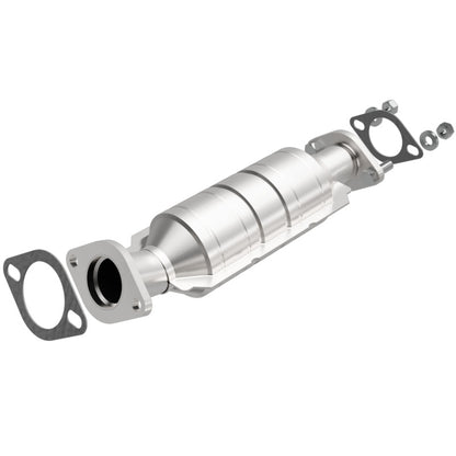 MagnaFlow Direct Fit Catalytic Converter 06-10 Hyundai Elantra 2.0L Rear/2011 Kia Soul 2.0L Rear
