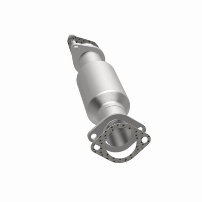 MagnaFlow Direct Fit Catalytic Converter 2011 Kia Sorento 3.5 Underbody