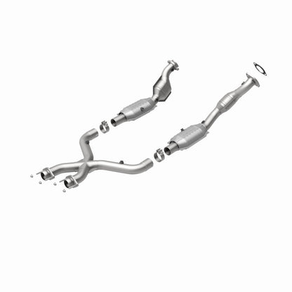 MagnaFlow Direct Fit Catalytic Converter 99-04 Mustang 4.6L 49S