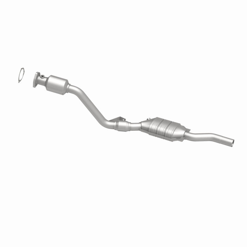 MagnaFlow Direct Fit Catalytic Converter 03 Volkswagen Passat 2.8L