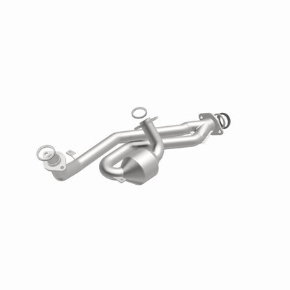 MagnaFlow Direct Fit Catalytic Converter 01-03 Toyota Sienna 3.0L fr