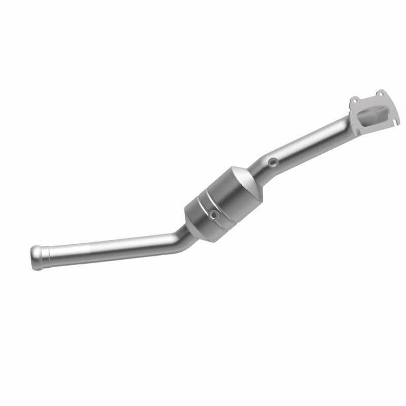 MagnaFlow Direct Fit Catalytic Converter 2011 Grand Cherokee 3.6L DS