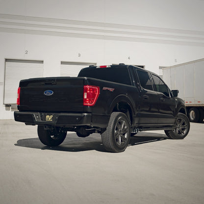 Magnaflow 15-21 Ford F-150 Street Series Cat-Back Performance Sistema de escape - Salida lateral pulida
