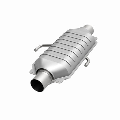MagnaFlow Universal Catalytic Converter 2Air 19.5X7X4 2.25X2.25