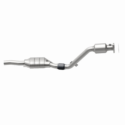 MagnaFlow Direct Fit Catalytic Converter 03 Volkswagen Passat 2.8L