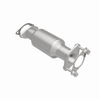 MagnaFlow Direct Fit Catalytic Converter 2011 Kia Sorento 3.5 Underbody