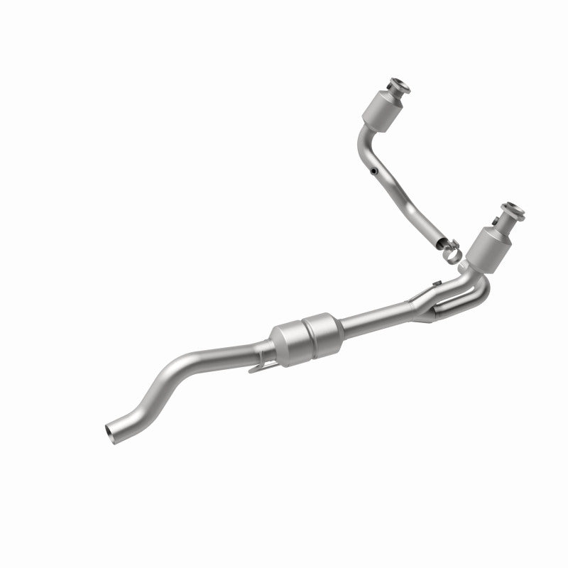 MagnaFlow Direct Fit Catalytic Converter 00-03 Durango 4WD 4.7L