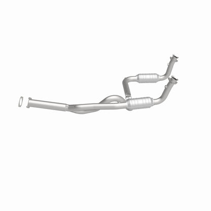 MagnaFlow Direct Fit Catalytic Converter 00 Chevy Express 1500 5.7L