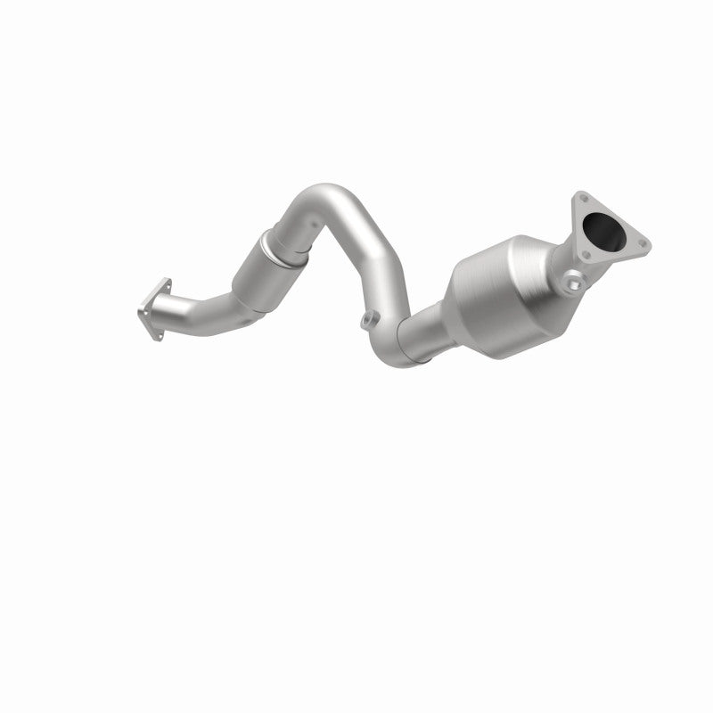 MagnaFlow Direct Fit Catalytic Converter 07 VW Touareg 3.6L Front close