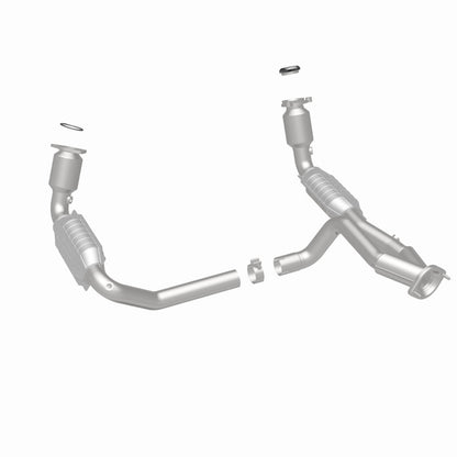 MagnaFlow Direct Fit Catalytic Converter 99-00 Chevy Pickups 4.3L