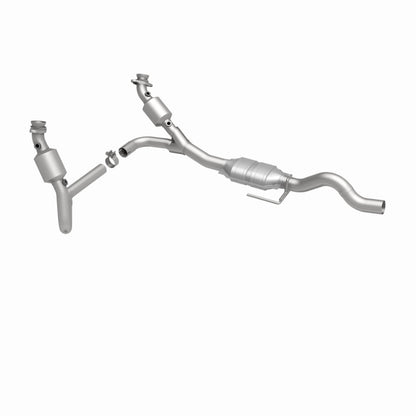 MagnaFlow Direct Fit Catalytic Converter 00-02 Dakota 3.9L