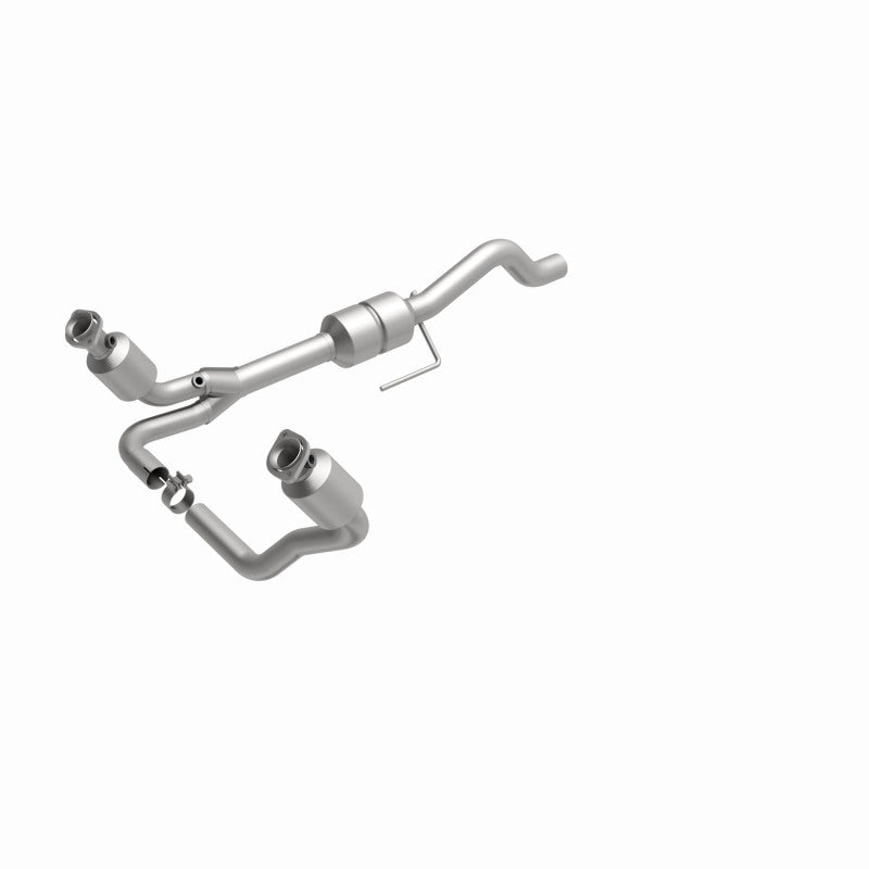 MagnaFlow Direct Fit Catalytic Converter 00-03 Durango 4WD 4.7L