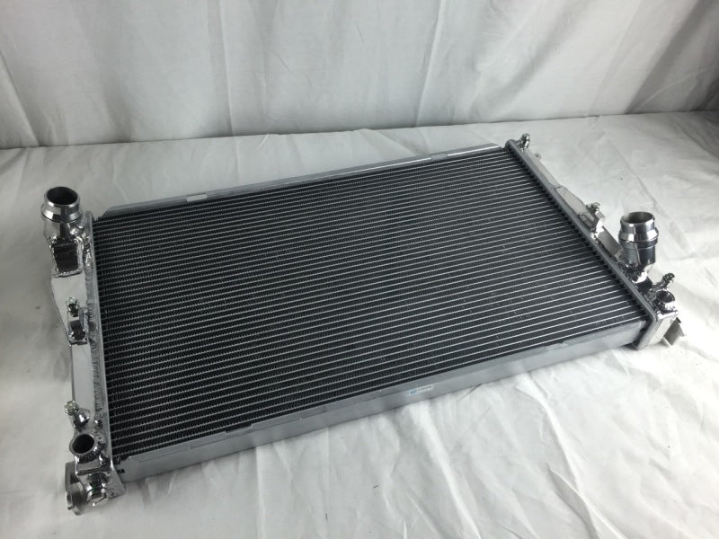 CSF 2011+ BMW 1 Serie M / 07-11 BMW 335i / 2009+ BMW Z4 sDrive30i/Z4 sDrive35i (A/T solamente) Radiador