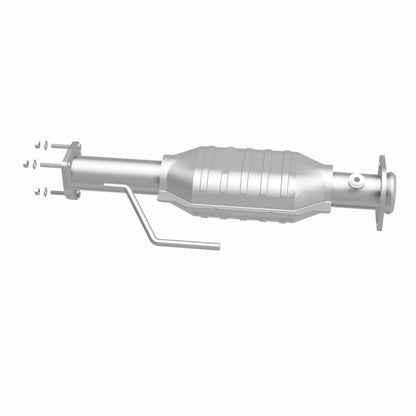 MagnaFlow Direct Fit Catalytic Converter Jeep Wrangler 00-04 OEM