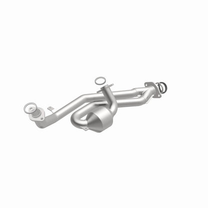 MagnaFlow Direct Fit Catalytic Converter 01-03 Toyota Sienna 3.0L fr