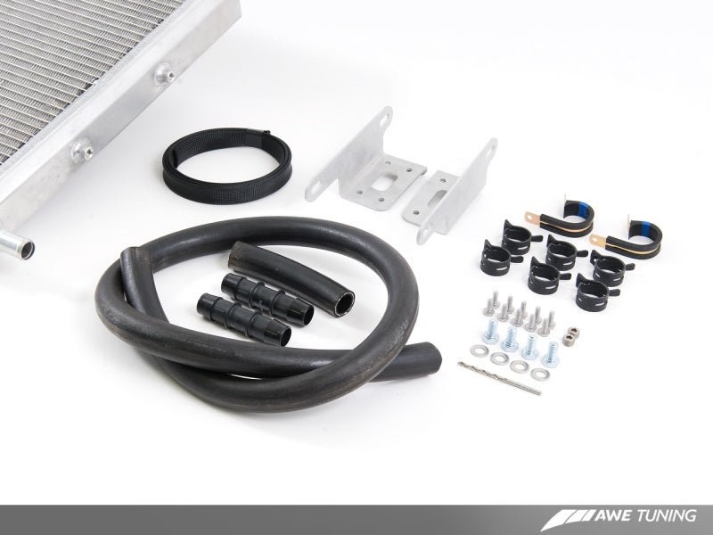 AWE Tuning B8 / 8R 3.0T ColdFront Trocador de calor