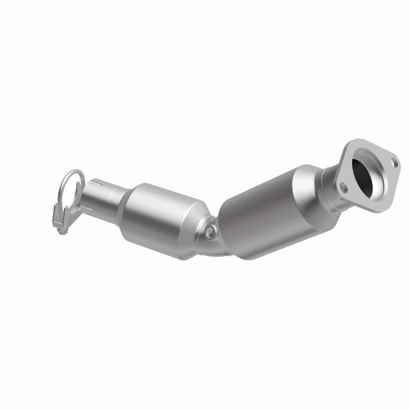 MagnaFlow Direct Fit Catalytic Converter 2010-2015 Prius L4 1.8 OEM Underbody