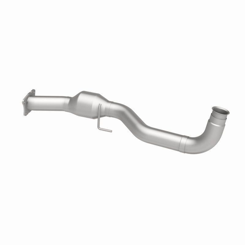 MagnaFlow Direct Fit Catalytic Converter01-05 GM Silv/Sierra 6.6L