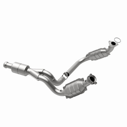 MagnaFlow Direct Fit Catalytic Converter 10-13 GMC Sierra 1500 V6 4.3L