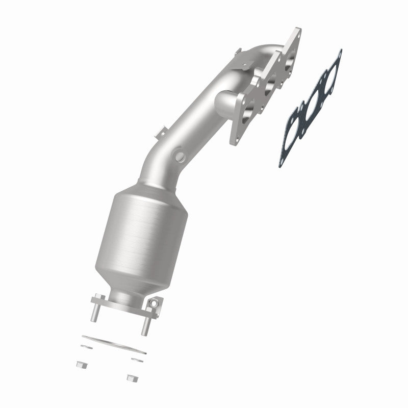 MagnaFlow Direct Fit Catalytic Converter 10-12 Hyundai Genesis 3.8L