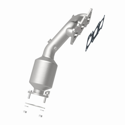 MagnaFlow Direct Fit Catalytic Converter 10-12 Hyundai Genesis 3.8L
