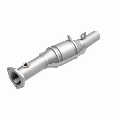 MagnaFlow Direct Fit Catalytic Converter 95 Volkswagen Golf 2.8L