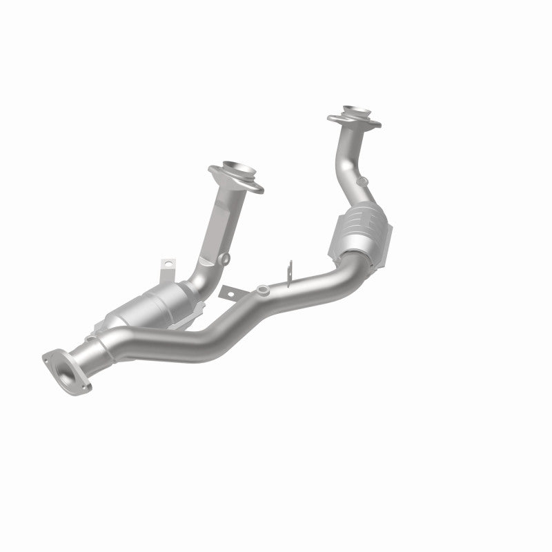 MagnaFlow Direct Fit Catalytic Converter 96-99 Ford Taurus3.0L 50S