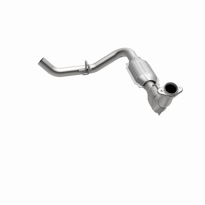 MagnaFlow Direct Fit Catalytic Converter 99-02 Expedition 5.4L 4wd