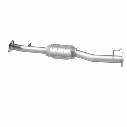 MagnaFlow Direct Fit Catalytic Converter 98-00 Toyota RAV4 2.0L