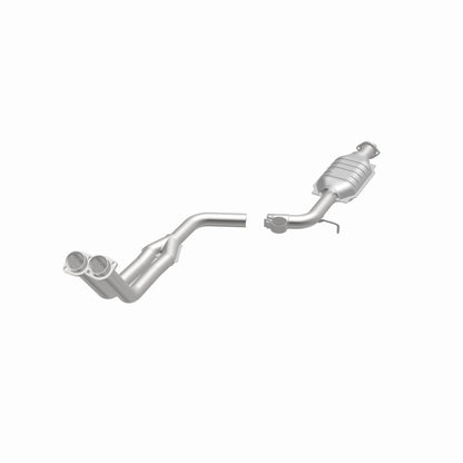 MagnaFlow Direct Fit Catalytic Converter 91-93 Mercedes 190E 2.3L