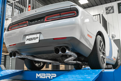 MBRP 15-16 Dodge Challenger 5.7L HEMI Cat Back Dual Split traseiro